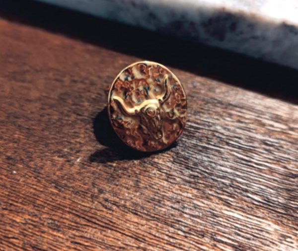 BAGUE DOREE TAUREAU